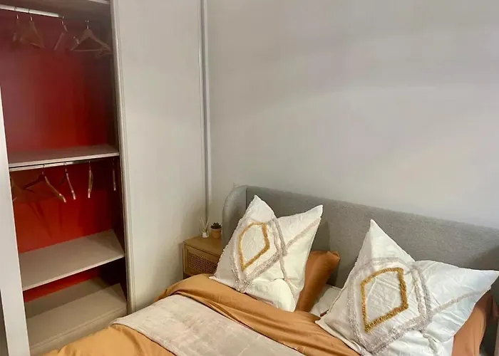Massena Apartman *